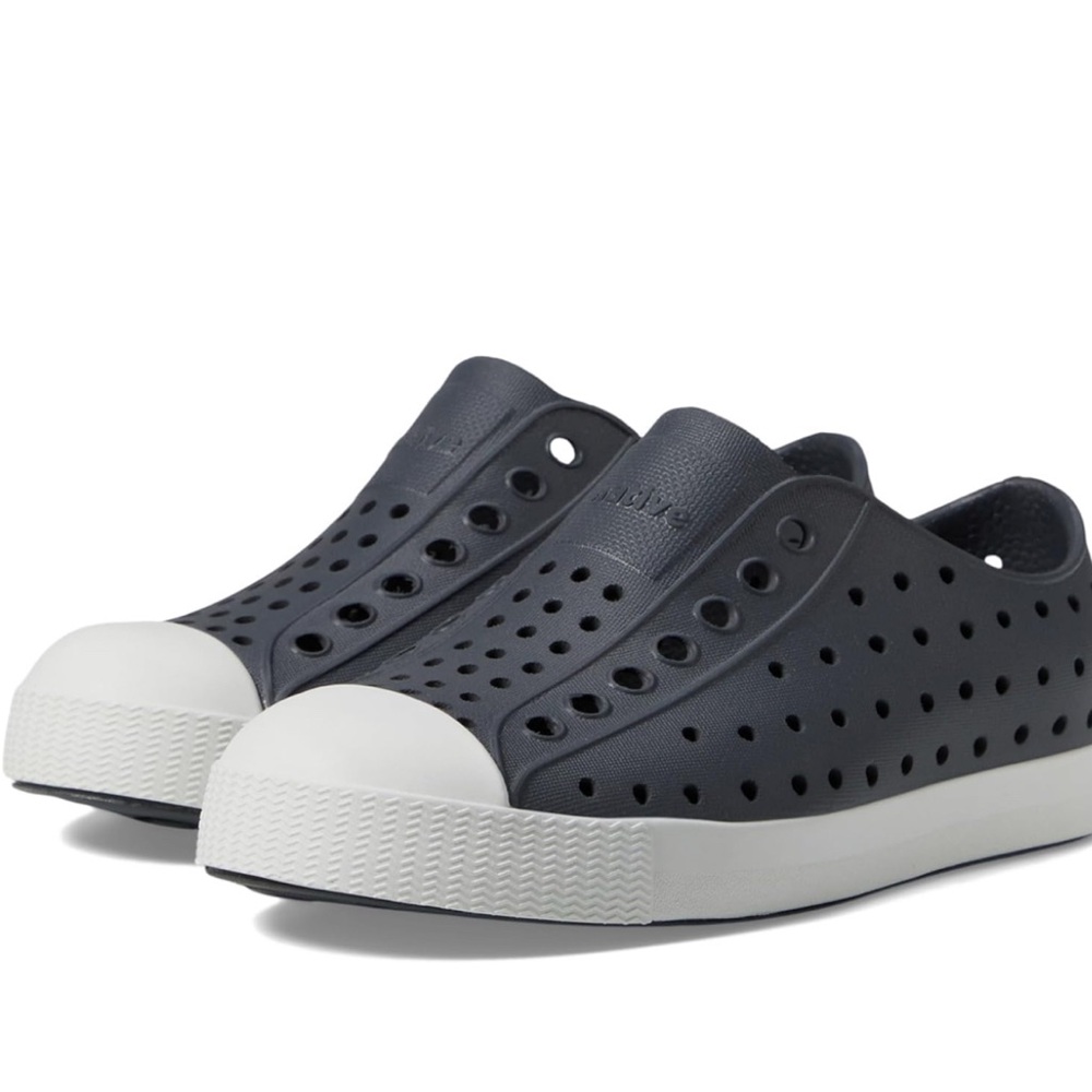 Gravity Grey Jefferson Natives - size 8